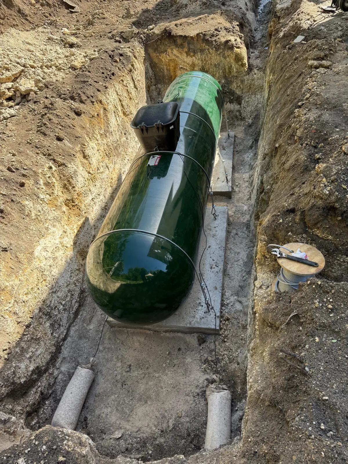 Underground sewer line installation by USA Plumbing and Trenchless